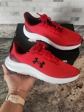 Under Armour Kids Youth Red Mesh Sneakers with Black Logo and White Sole 7y New